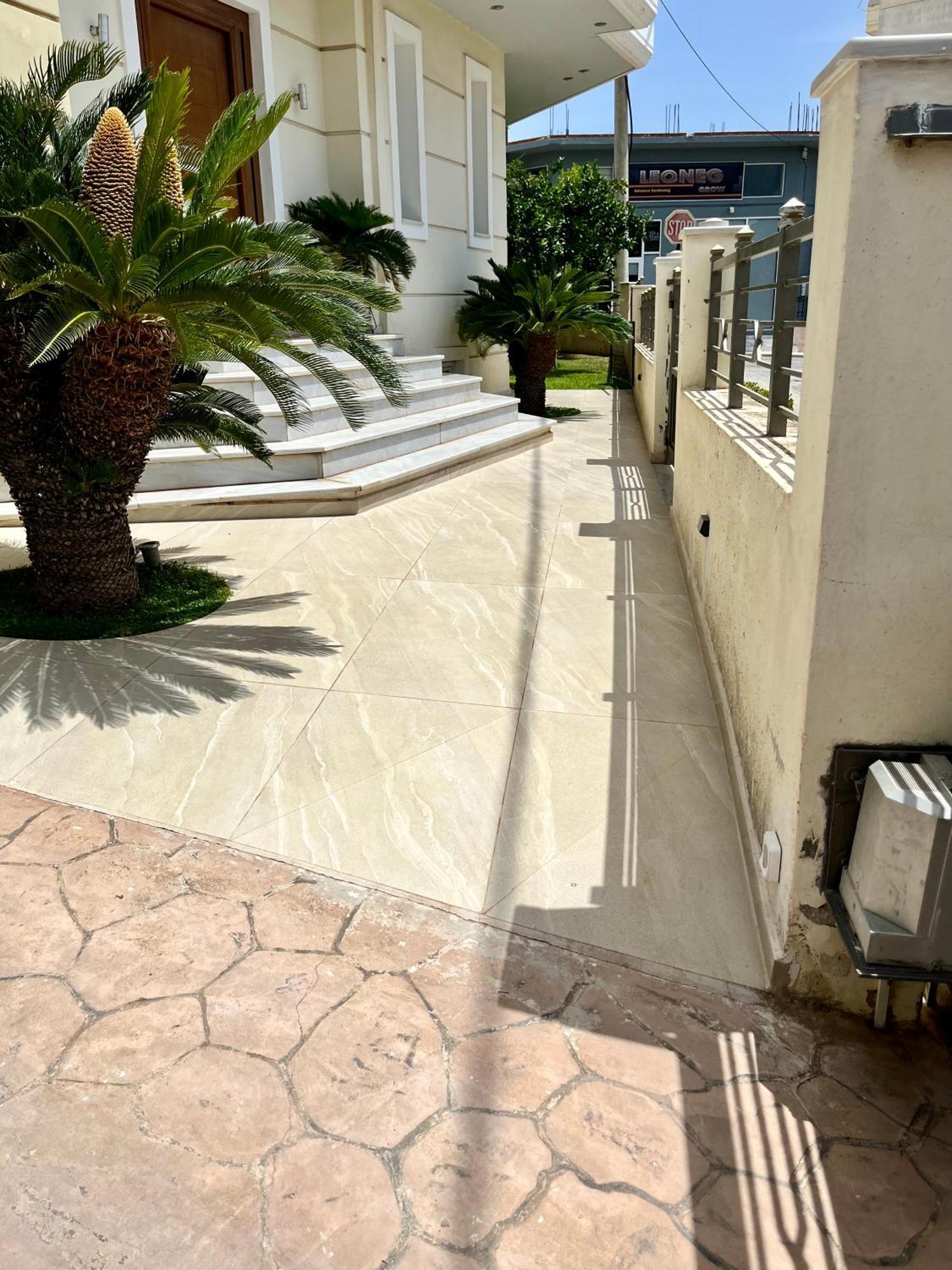 Lia'S Luxury Apartment - Near Airport 科洛皮奥 外观 照片