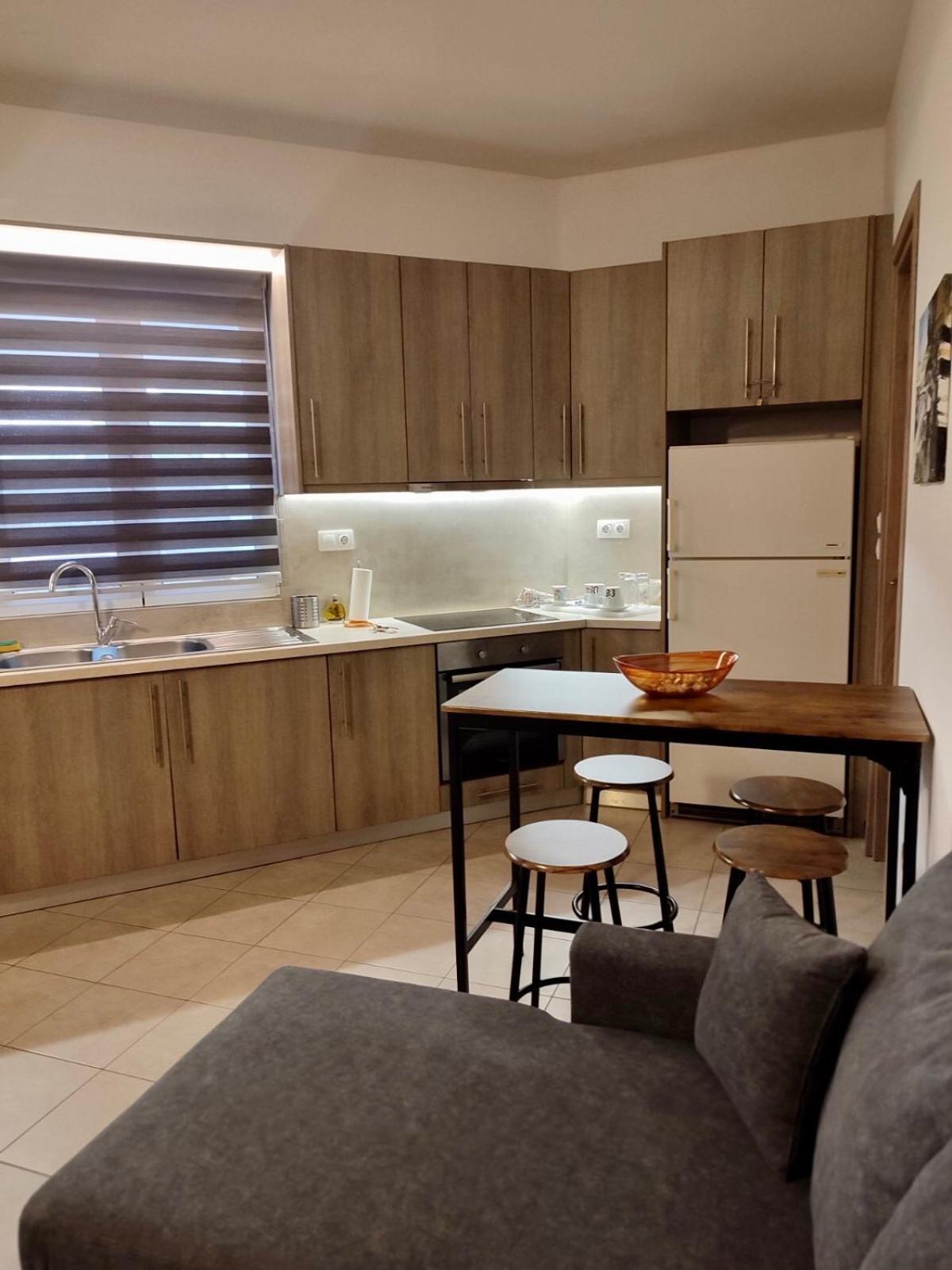 Lia'S Luxury Apartment - Near Airport 科洛皮奥 外观 照片